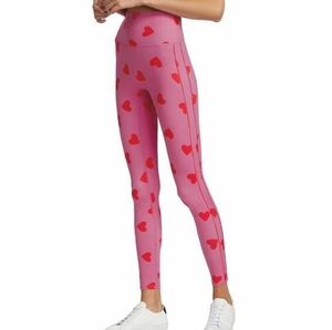Beach Riot Sport Kat Legging in the Valentine Heart Pattern Womens Size Small